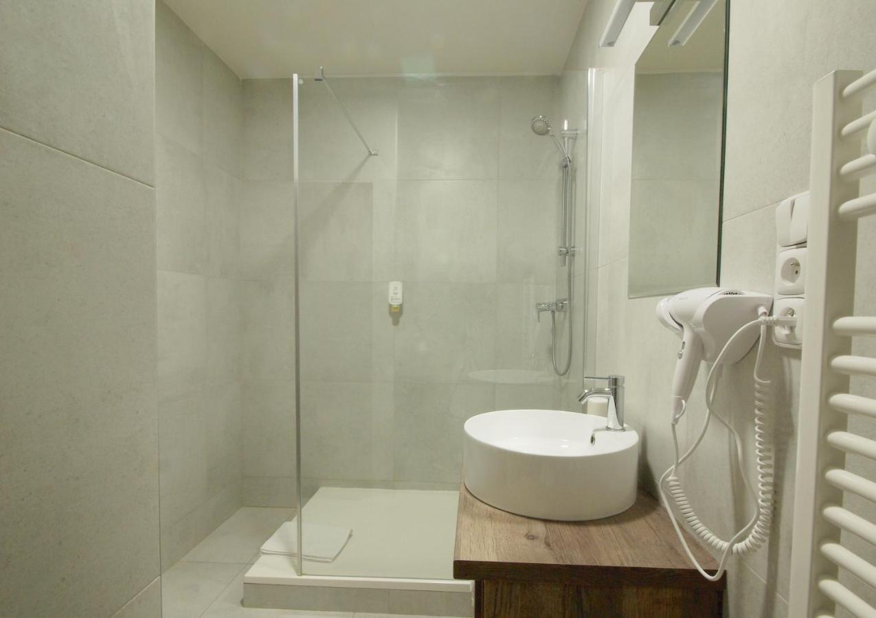 Adeba Hotel 4*