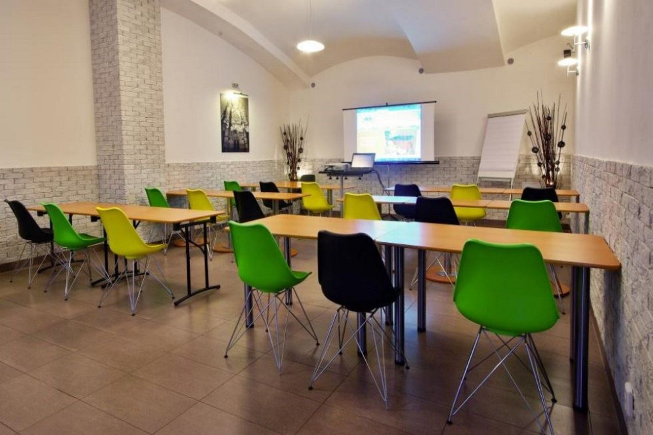 Adeba Hotel 4*
